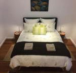 Smiths Lake House - Sydneys Hotel