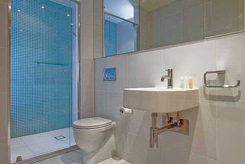 Accommodate Canberra - Trieste - Sydneys Hotel 1