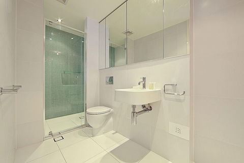 Accommodate Canberra - Trieste - Sydneys Hotel 0