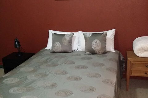 Hampton Court Apartments - Sydneys Hotel 7
