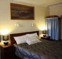 Harbour Foreshore Motel - Sydneys Hotel