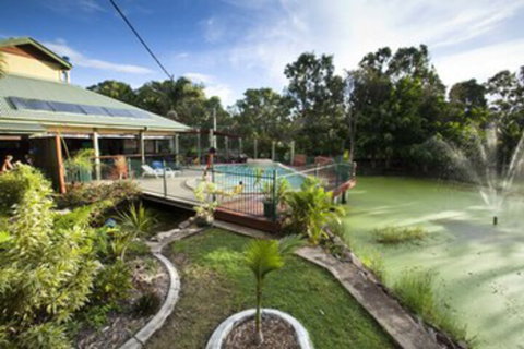 Colonial Village Resort - Sydneys Hotel 0