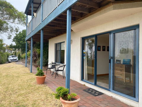 Protea Hill - Sydneys Hotel 6