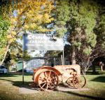 Strayleaves Caravan Park - Sydneys Hotel