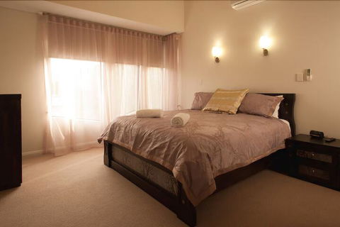 Albany Waves - Sydneys Hotel 6