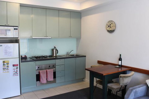 Australian Home Away At Market Square Melbourne - Sydneys Hotel 4