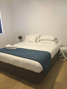 Aberlour Court - Sydneys Hotel 1
