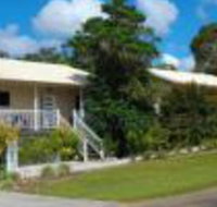 Tinaroo Sunset Retreat - Sydneys Hotel