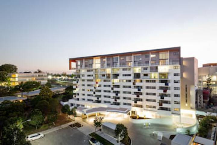 Kelvin Grove QLD Sydneys Hotel