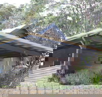 Scotsdale Valley Studios - Sydneys Hotel