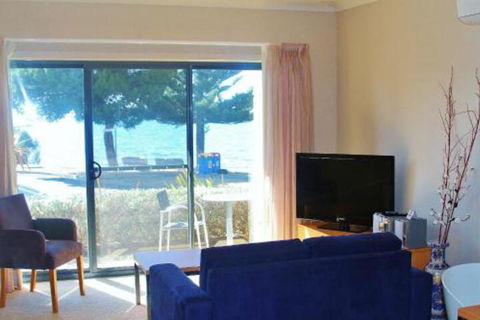 Pier Number 10 - Sydneys Hotel 6