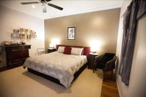 Mt Cotton Retreat - Sydneys Hotel 2