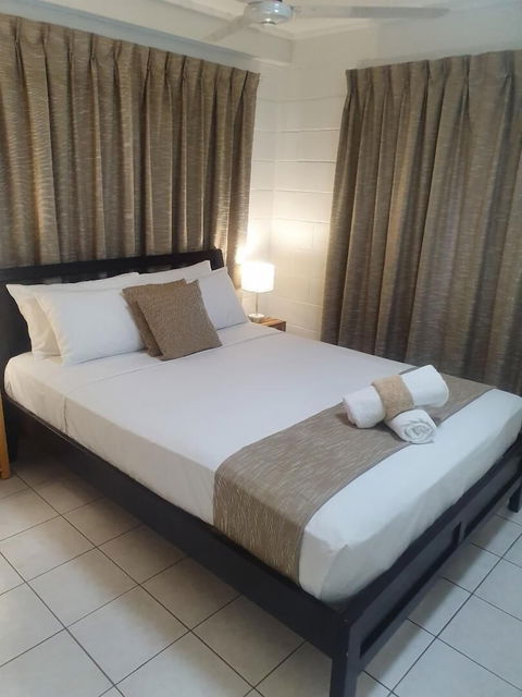 Ocean Breeze Units - Sydneys Hotel 5