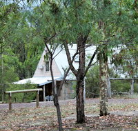 Woodlane Cottages - Sydneys Hotel