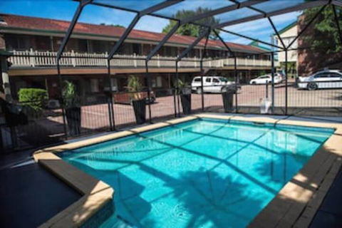 Garden City Motor Inn Mt Gravatt - Sydneys Hotel 1