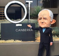 QT Canberra - Sydneys Hotel