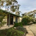 Stawell Holiday Cottages - Sydneys Hotel 0