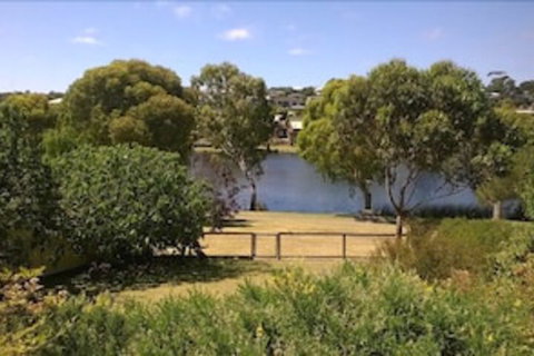 Bluewaters Apartments Ocean Grove - Sydneys Hotel 1