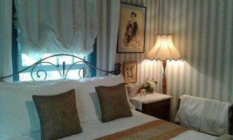 Marys Place B & B - Sydneys Hotel 0