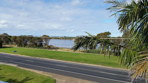 Ultimate Holiday Apartments - Sydneys Hotel 3
