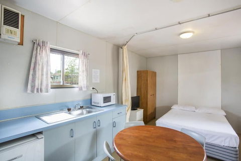 Discovery Parks - Mount Isa - Sydneys Hotel 5