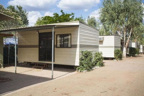 Discovery Parks - Mount Isa - Sydneys Hotel 1