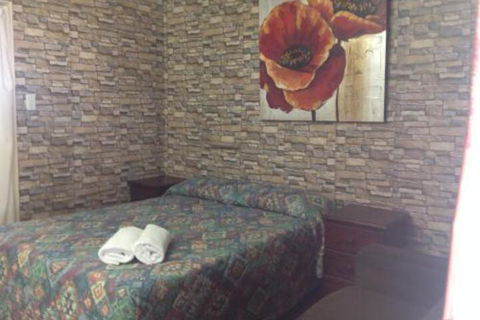 Ayr Max Motel - Sydneys Hotel 6