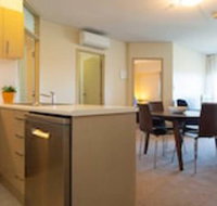 Hume Serviced Apartments - Sydneys Hotel
