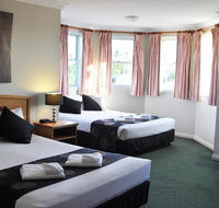 Meadowbrook Hotel - Sydneys Hotel