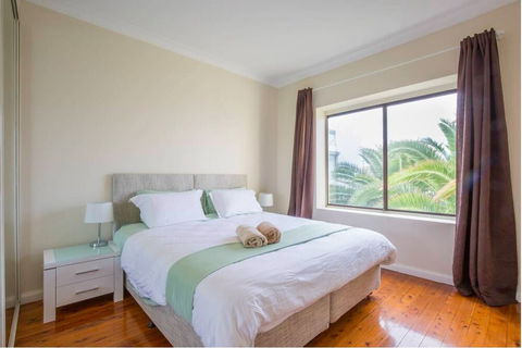 Ultimate Bondi Escape 2 - Sydneys Hotel 1