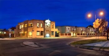 May Park Executive Apartments - Sydneys Hotel 0