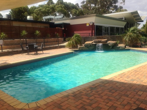 Renmark Resort - Sydneys Hotel 2