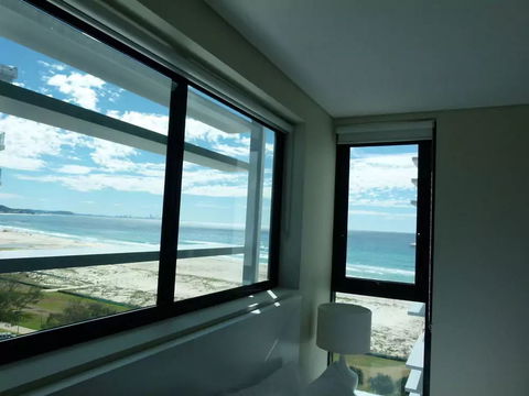 Pure Kirra - Sydneys Hotel 3