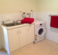 Clarevale Cottage BB - Sydneys Hotel