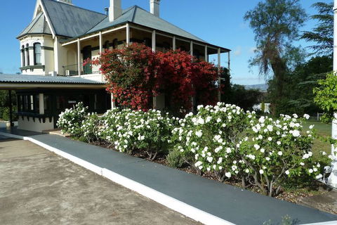 Airlie House Motor Inn - Sydneys Hotel 3