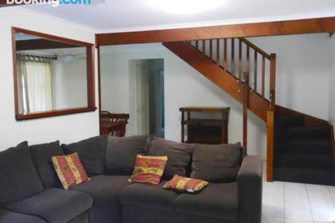 Wyndham Lodge - Sydneys Hotel 5