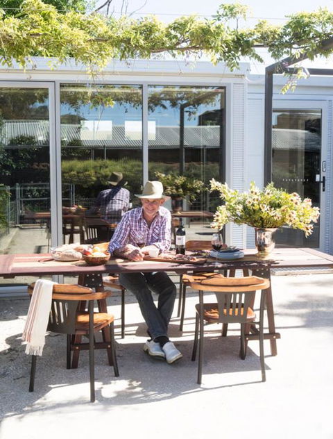 Dairymans Cottage - Sydneys Hotel 4