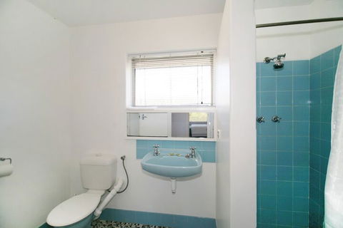 Acacia Holiday Or Business Stay Accommodation - Sydneys Hotel 4