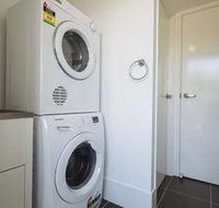 Bowen Residences - Sydneys Hotel