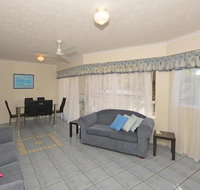 Jade Waters Holiday Apartments - Sydneys Hotel