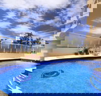 Beaches International - Sydneys Hotel