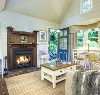 Candlelight Cottages - Sydneys Hotel