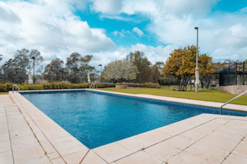 Aruma River Resort - Sydneys Hotel 0