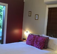 Swan Inn Bed  Breakfast - Sydneys Hotel