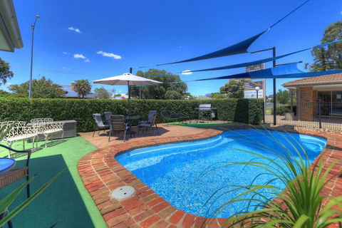 Pevensey Motor Lodge - Sydneys Hotel 2