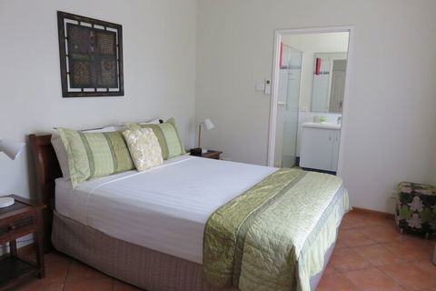 Ochre Moon B&B - Sydneys Hotel 5