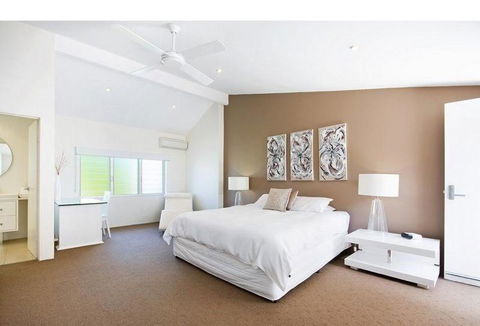Villa Bianco - Sydneys Hotel 6