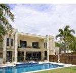 6 Witta Circle - Sydneys Hotel