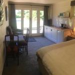 Pierrepoint Accommodation - Sydneys Hotel 0