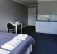Bribie Island Square - Sydneys Hotel